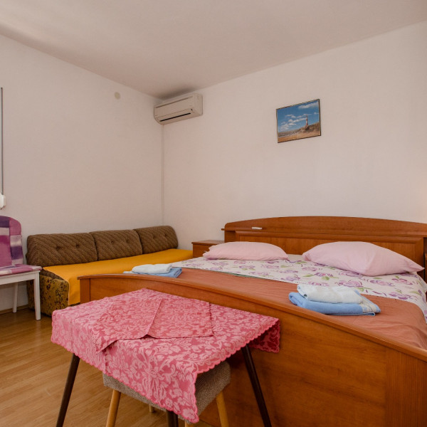 Bedrooms, Apartments Marjetka, Apartments Marjetka near the beach, Rab island - Croatia Rab